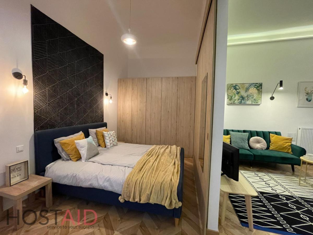 M10 Apartment - Hostaid Budapeste Exterior foto
